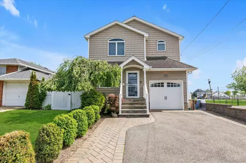 2464 Horace Ct, Bellmore, NY 11710