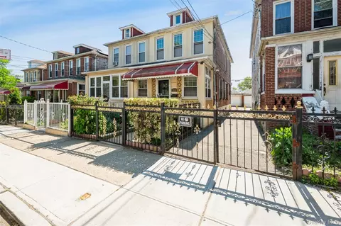 3219 Fenton Ave, New York, NY 10469