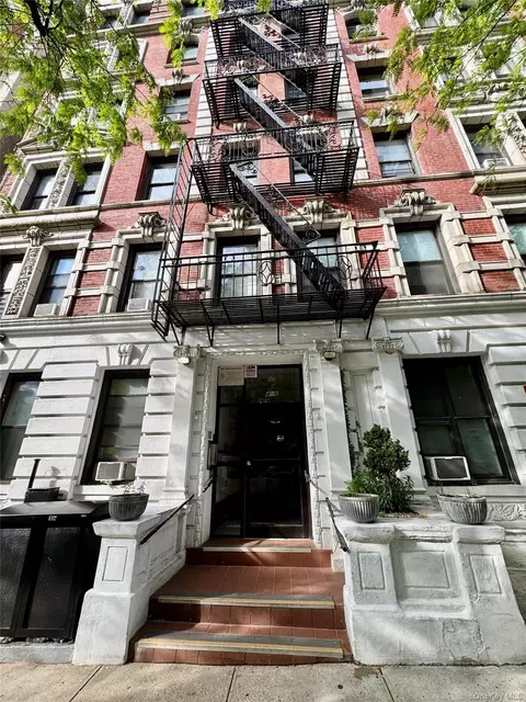 4 W 105th St # -6, New York, NY 10025