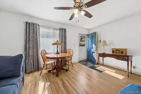 Entry Way - 8 Cayuga Dr, Peekskill, NY 10566 photo 1 of 3