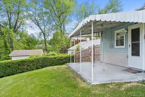 Exterior - 8 Cayuga Dr, Peekskill, NY 10566 photo 4 of 11