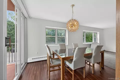 Dining - 1 Lakeview Dr #1P, Peekskill, NY 10566 photo 3 of 6