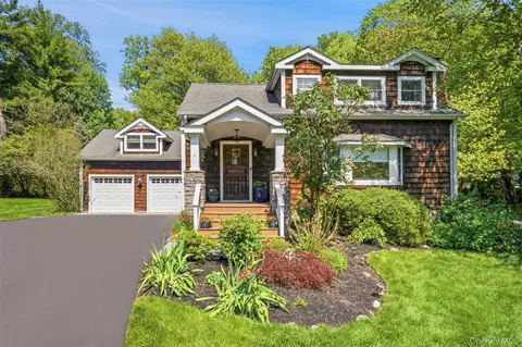 17 Woodbrook Rd, Mount Pleasant, NY 10570