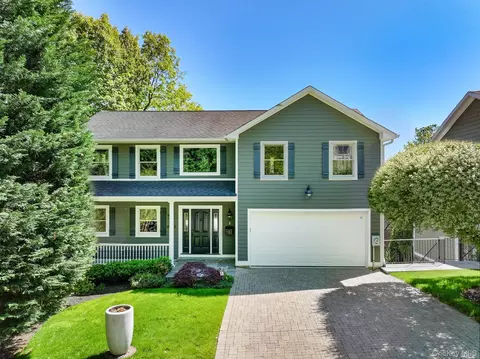 3 Lewis Ave, Greenburgh, NY 10522