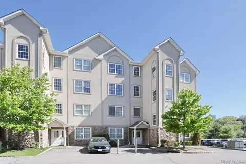 1302 Parkview Dr, Ramapo, NY 10977