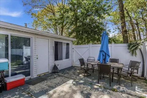 Other - 14 Lurcott Ln, Central Islip, NY 11722 photo 11 of 13