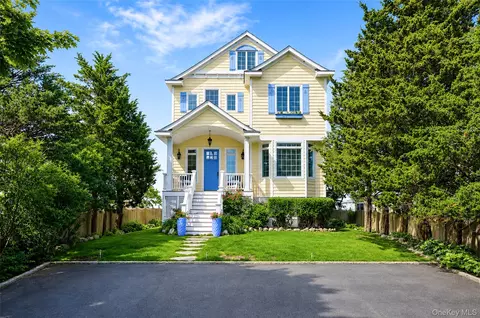 136 Asharoken Ave, Northport, NY 11768
