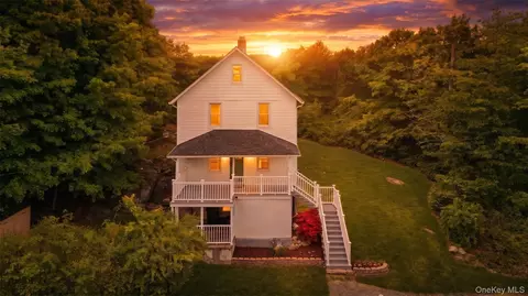 27 Boulder Ave, Ramapo, NY 10931