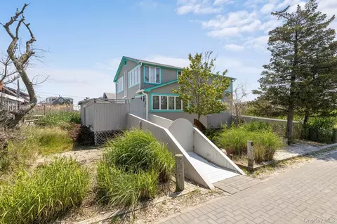 6 Atlantic Ave, Islip, NY 11770