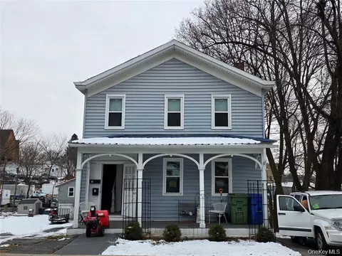 25 Mill St, Middletown, NY 10940