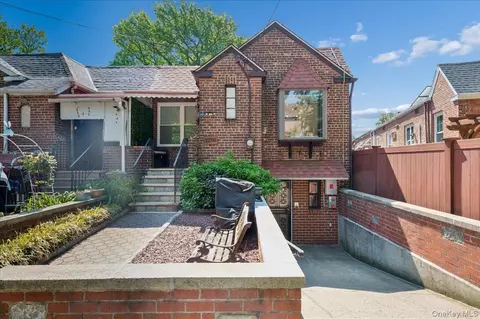 1210 Lakewood Pl, New York, NY 10461