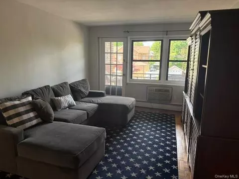 Living - 175 Archer St #2E, Freeport, NY 11520 photo 2 of 2
