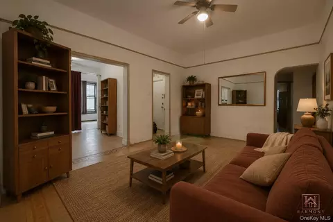 773 Eastern Pkwy #2B, Brooklyn, NY 11213