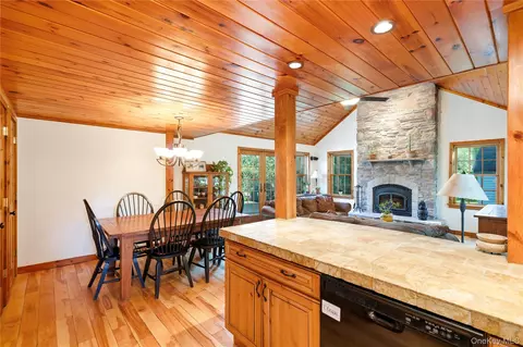 Dining - 299 Baxtertown Rd, Fishkill, NY 12524 photo 2 of 2