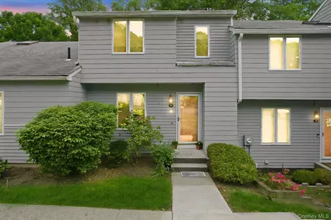46 Maple Hill Dr, Mahopac, NY 10541