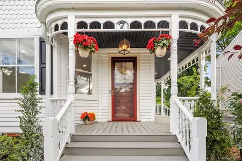 7 Clinton Pl, Ramapo, NY 10901