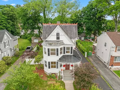7 Clinton Pl, Ramapo, NY 10901