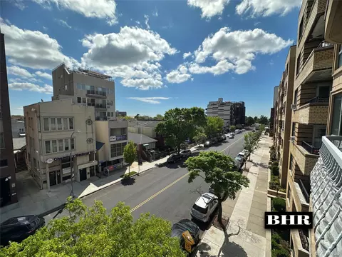 134 W End Ave #4A, Brooklyn, NY 11235