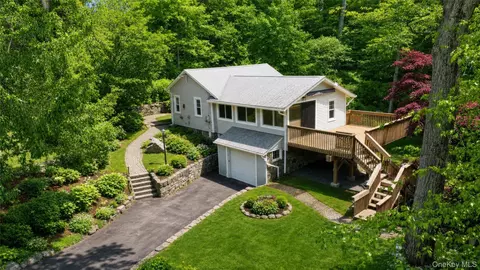 60 Homestead Dr, Carmel, NY 10512
