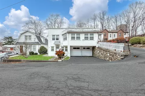 4 Cedar Ln, Ramapo, NY 10901