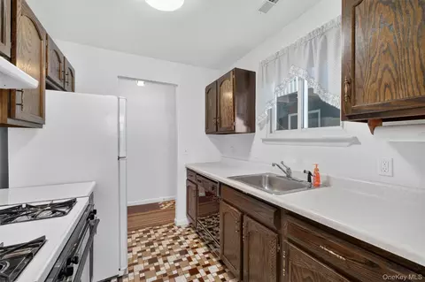 Entry Way - 301 Commons Way C Way #C (FIRST ), Fishkill, NY 12524 photo 4 of 5