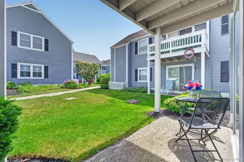 Exterior - 301 Commons Way C Way #C (FIRST ), Fishkill, NY 12524 photo 2 of 9