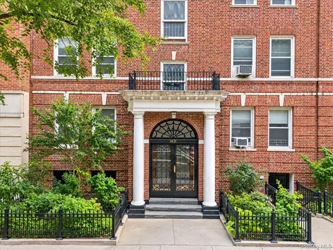 3431 82nd St # 1, New York, NY 11372