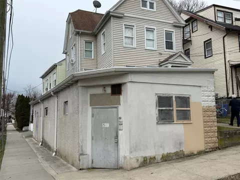 140 Terrace Ave, Port Chester, NY 10573