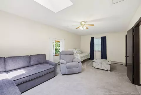 Bedroom - 12 Bradhurst Rd, Kent, NY 10512 photo 5 of 8