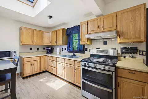 Kitchen - 12 Bradhurst Rd, Kent, NY 10512 photo 1 of 1