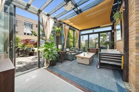 91 Grand Ave #4D, Brooklyn, NY 11205