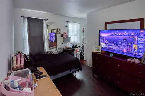 Bedroom - 208 N James St, Peekskill, NY 10566 photo 4 of 4
