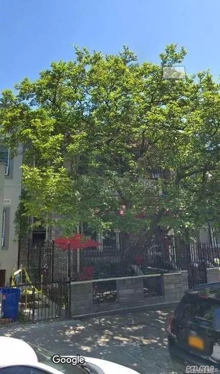 1212 Manor Ave, New York, NY 10472