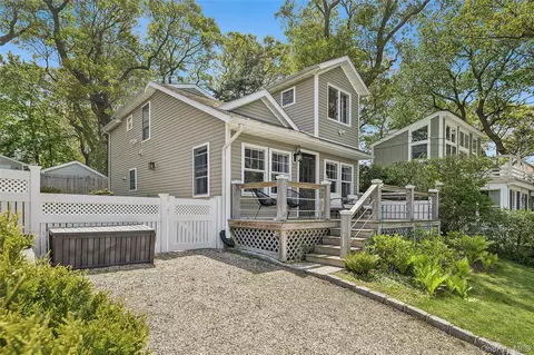 138 Shore Dr, Sound Beach, NY 11789