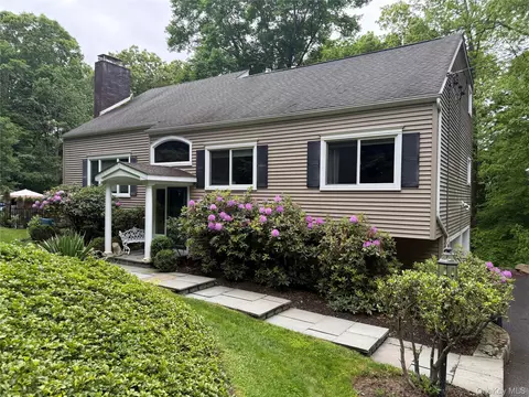 7 David Rd, Somers, NY 10589