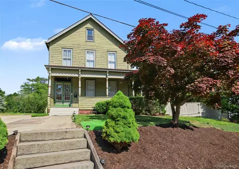 20 High St, Beacon, NY 12508