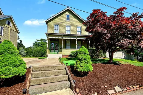 20 High St, Beacon, NY 12508