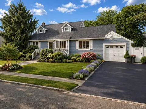 15 Nims Ave, West Babylon, NY 11704