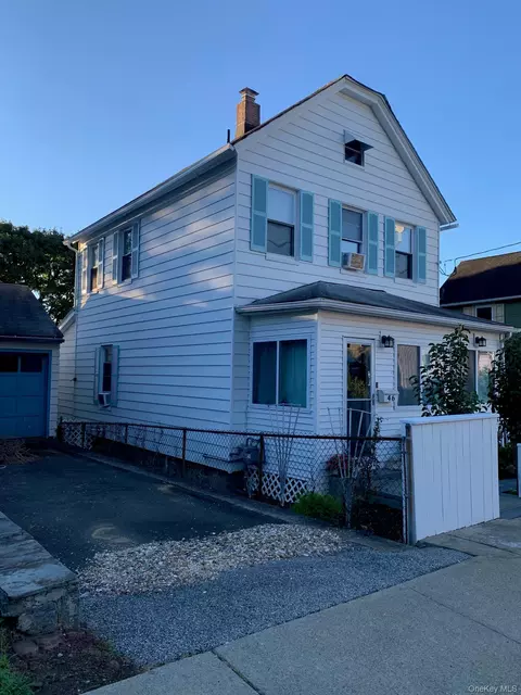 46 Fort Putnam St, Highlands, NY 10928
