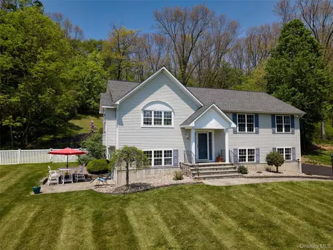 64 Secor Ln, East Fishkill, NY 12533