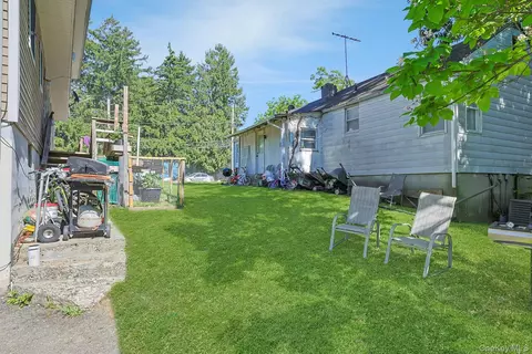 Exterior - 2 Ohio Ave, Ramapo, NY 10977 photo 1 of 4