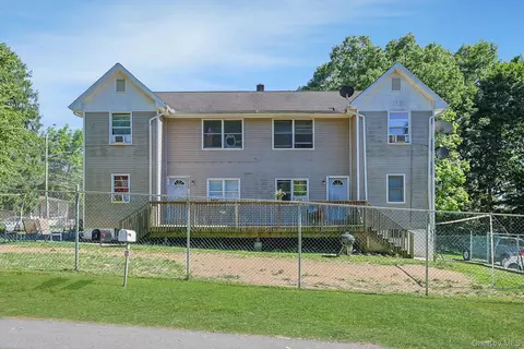 2 Ohio Ave, Ramapo, NY 10977