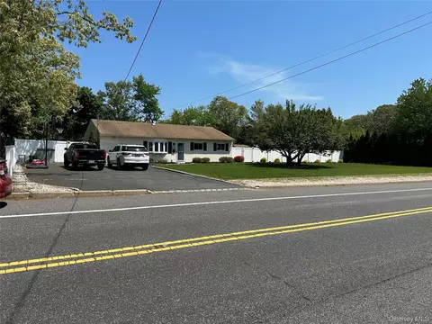 161 Hawkins Rd, Centereach, NY 11720