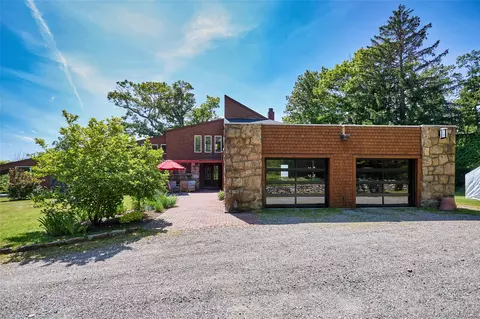 2 Cannon Hill Rd, Tuxedo, NY 10987