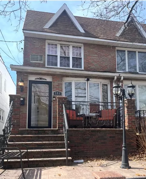 986 77th St, Brooklyn, NY 11228
