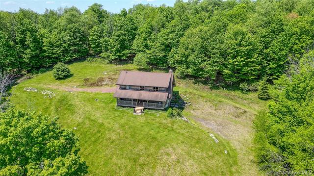 25 Cauthers Rd, Fallsburg, NY 12733