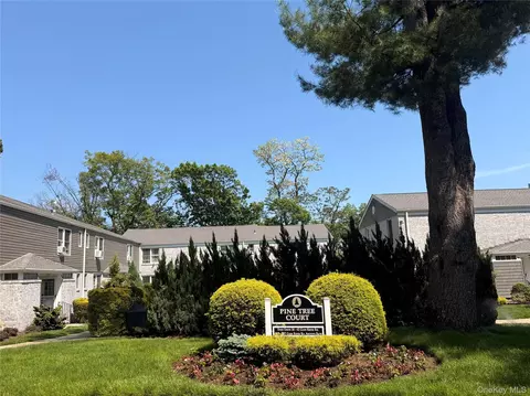 54 Glen Keith Rd #L, Glen Cove, NY 11542