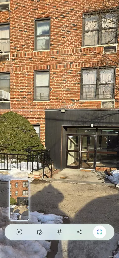 1040 Neilson St #6G, Far Rockaway, NY 11691