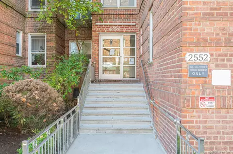 2552 E 7 St #1H, Brooklyn, NY 11235