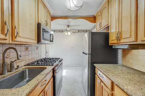 Kitchen - 2552 E 7 St #1H, Brooklyn, NY 11235 photo 1 of 3